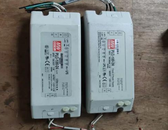 明緯 RCP 系列電源滿(mǎn)足多樣化用電需求