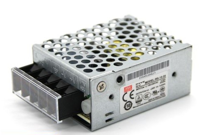 明緯插墻式資通訊電源智能芯片賦能智慧供電超省心